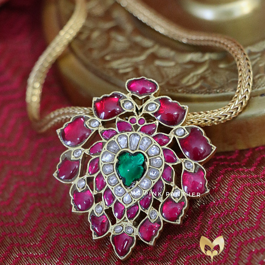 FALGUNI SHORT NECKLACE