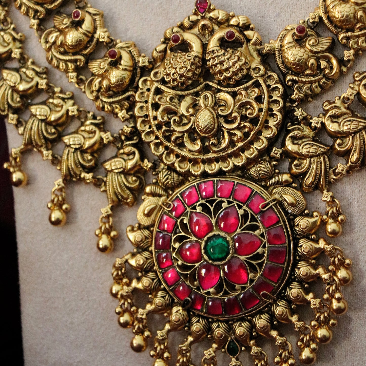 CHAITRA  DOUBLE LAYER HAARAM-NEK1316