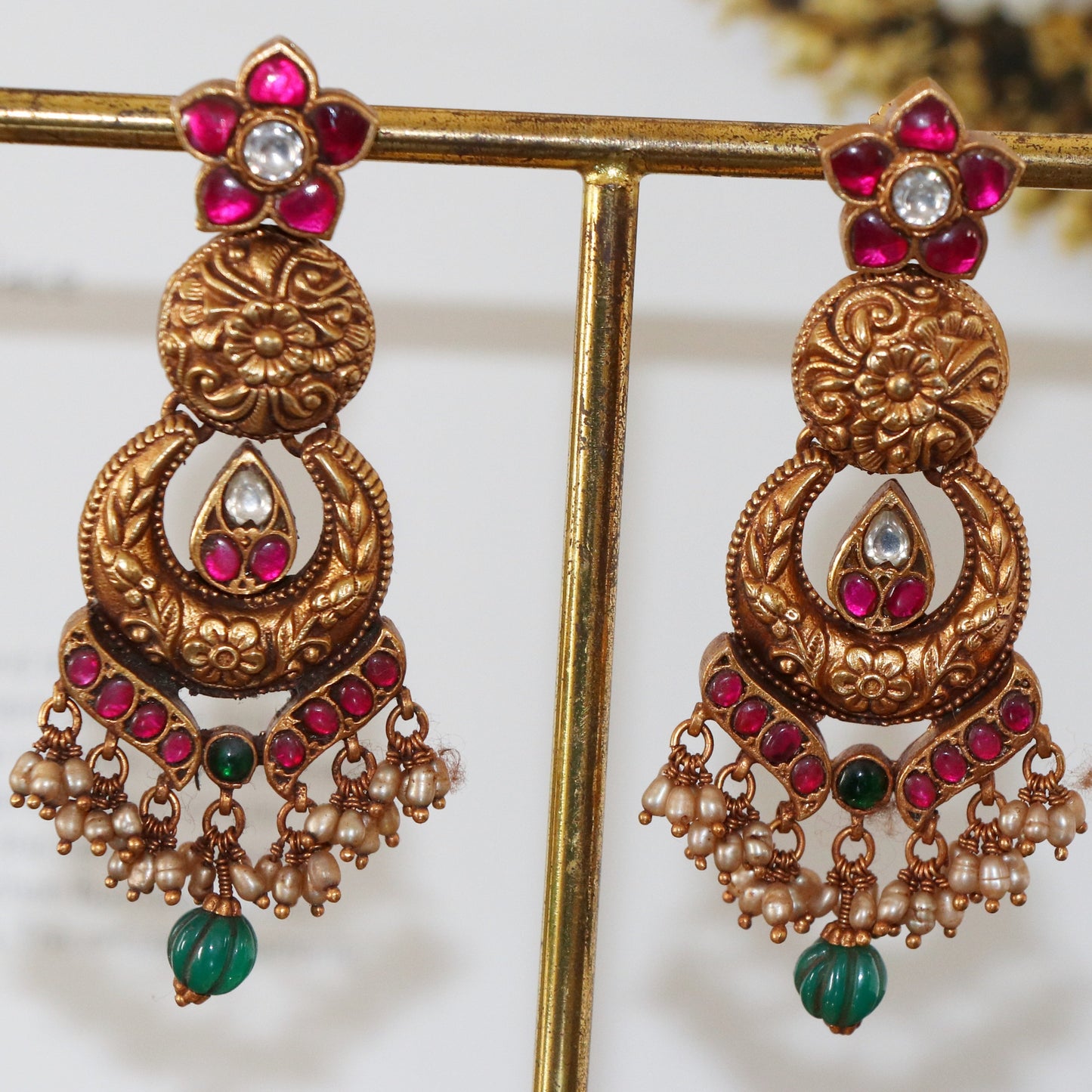 KARTHIKA CHAND EARINGS. CB1077