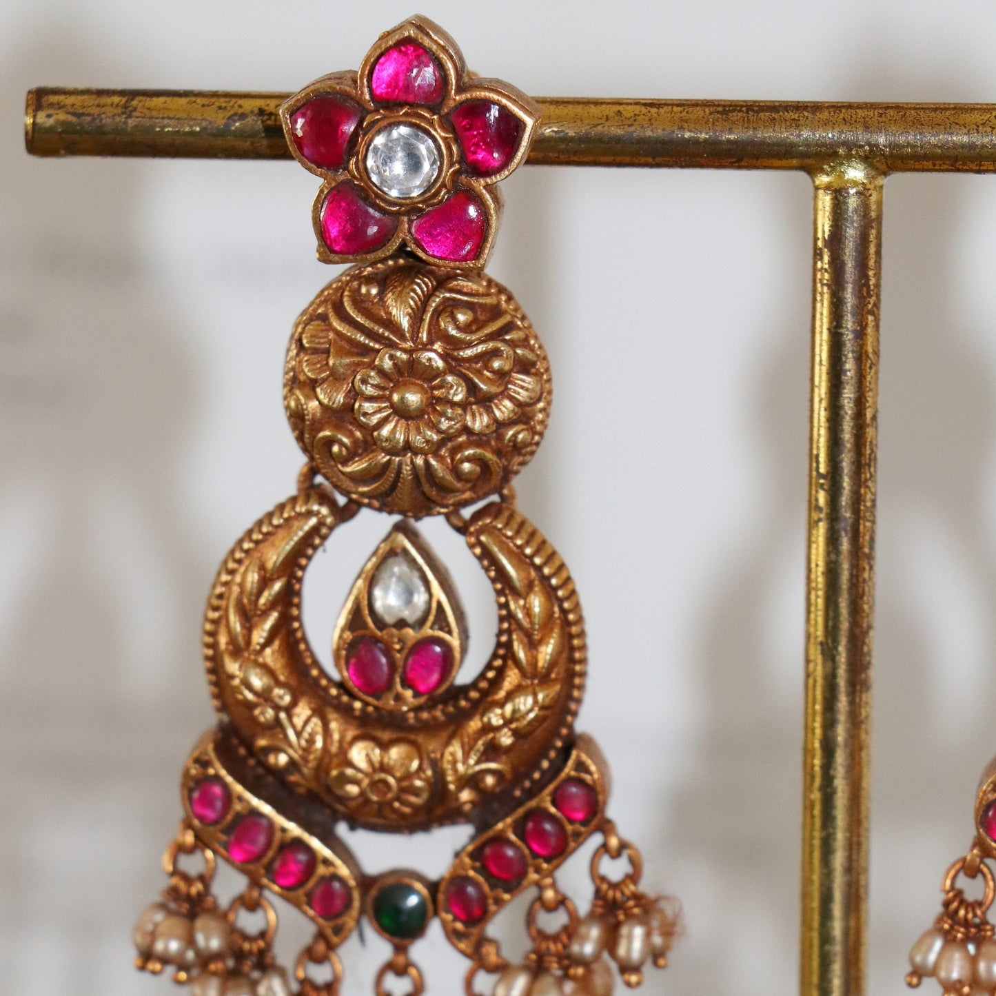 KARTHIKA CHAND EARINGS. CB1077