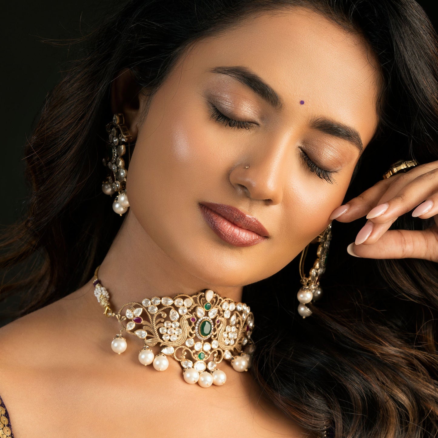 DHANYA CHOKER AND EARINGS-CH1024,ER1309