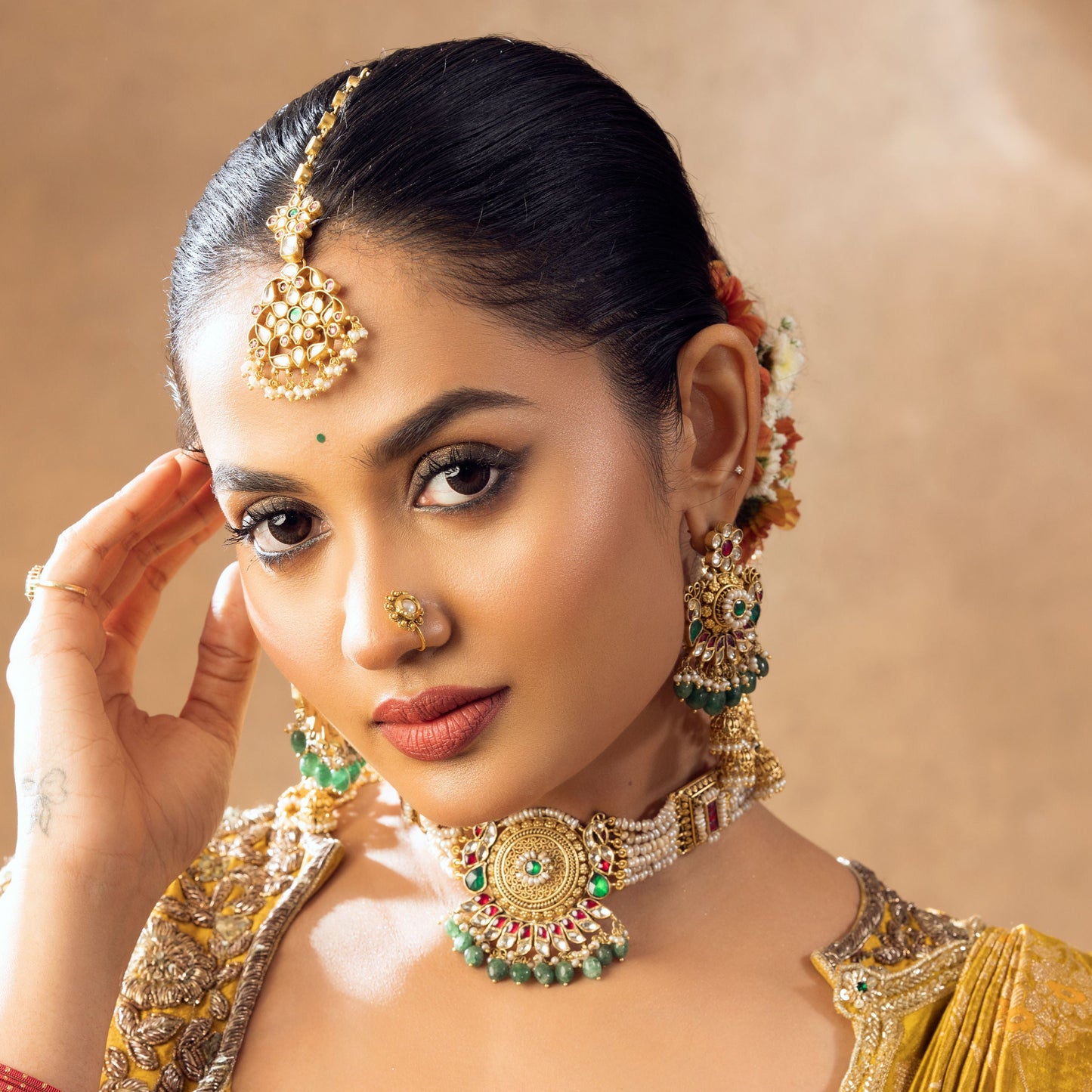 PREETHAM PEARL CHOKER-NS1134