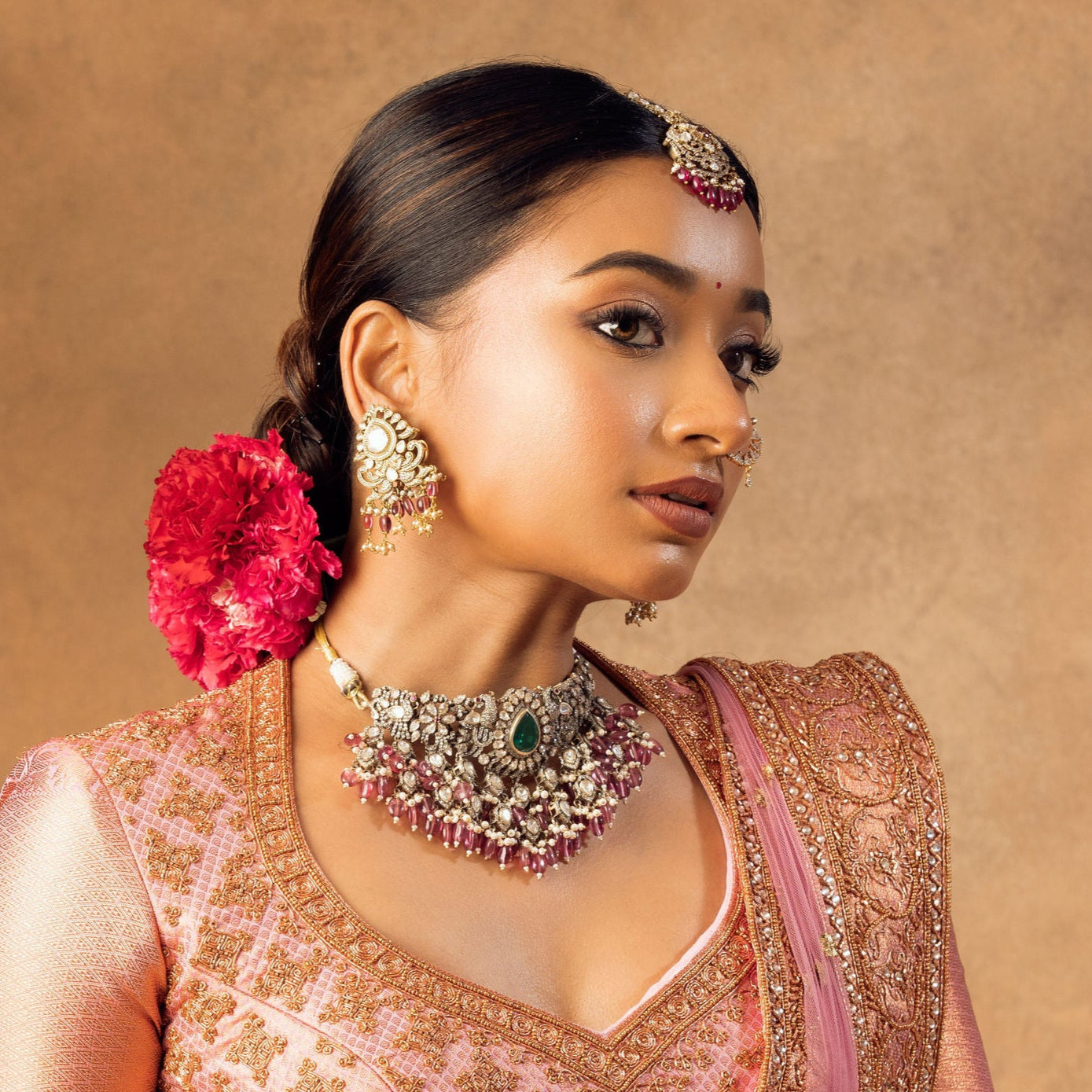 DHANYA CHOKER AND EARINGS-NEK2211, ER2196