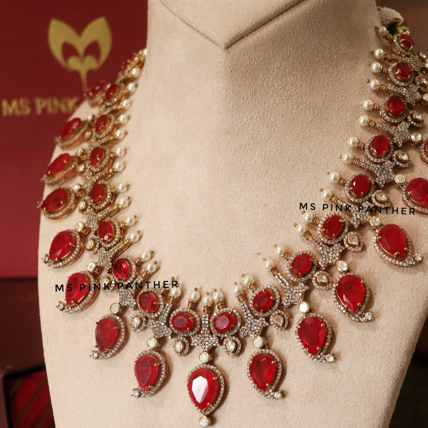 Red mango Victorian necklace
