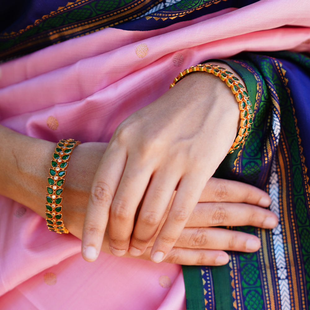 GREEN STONE BANGLES