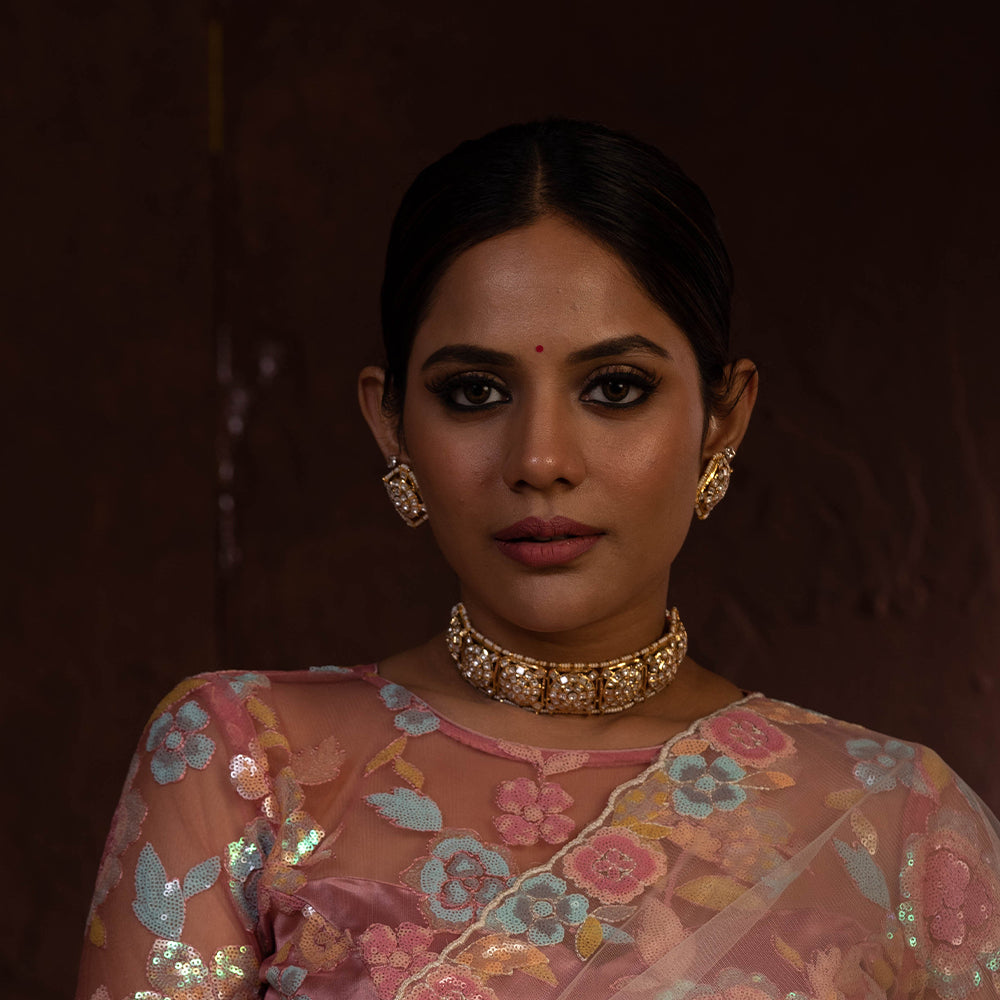 White stone simple choker