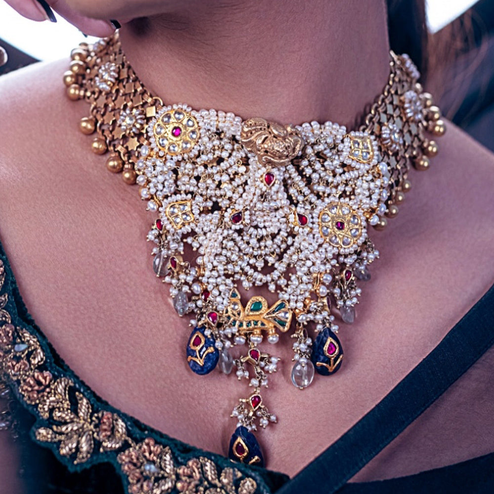 FUSION LOOK PARTY WEAR NECKLACE AND EARRINGS.