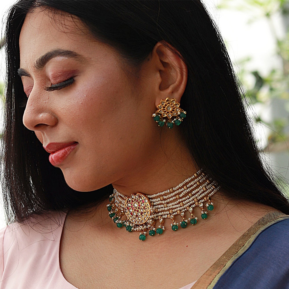 TRADITIONAL PEARL CHOKER WITH EARRINGS-NEK1921