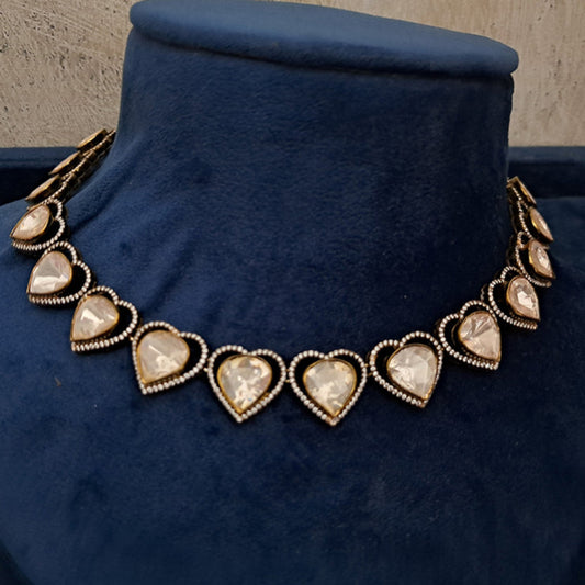 ELEGENT VICTORIAN POLKI LOOK SHORT NECKLACE.