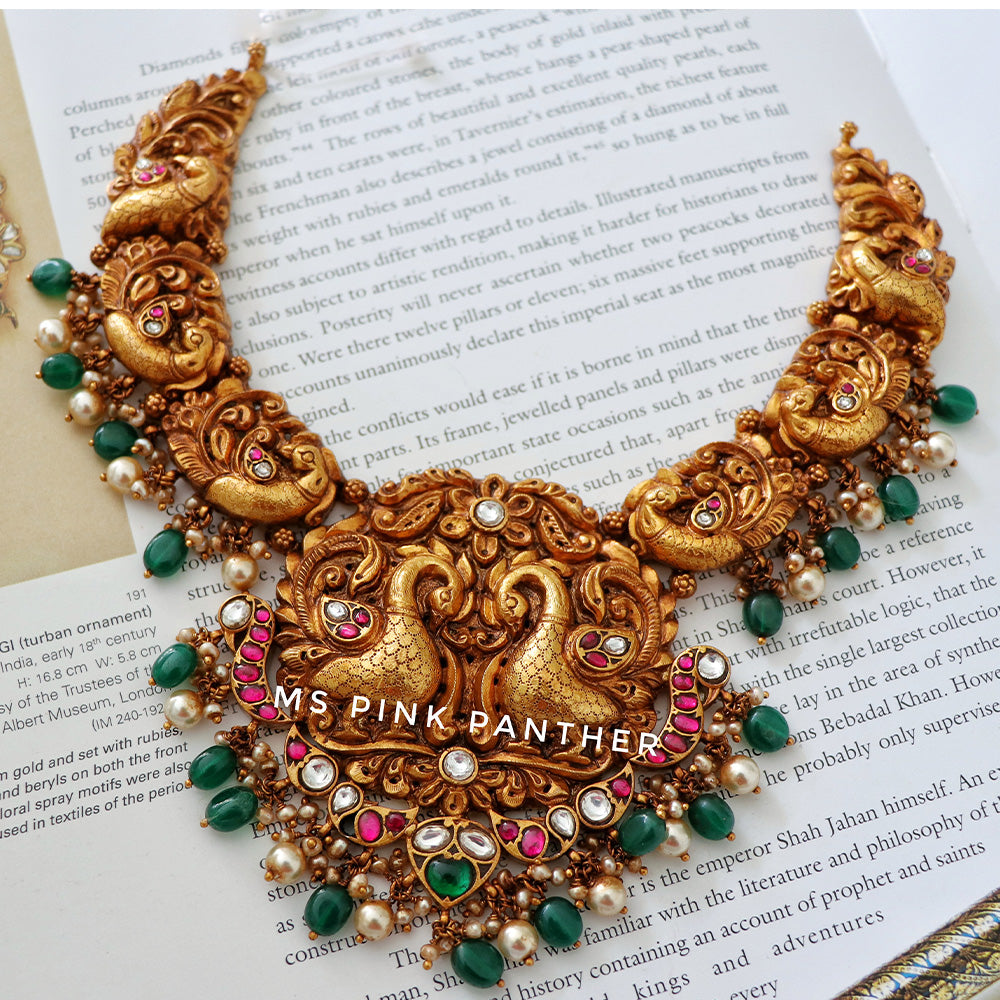 RED ANTIQUE DEEP NAGAS KUNADN SHORT NECKLACE WITH PEACOCK MOTIF-NEK1359