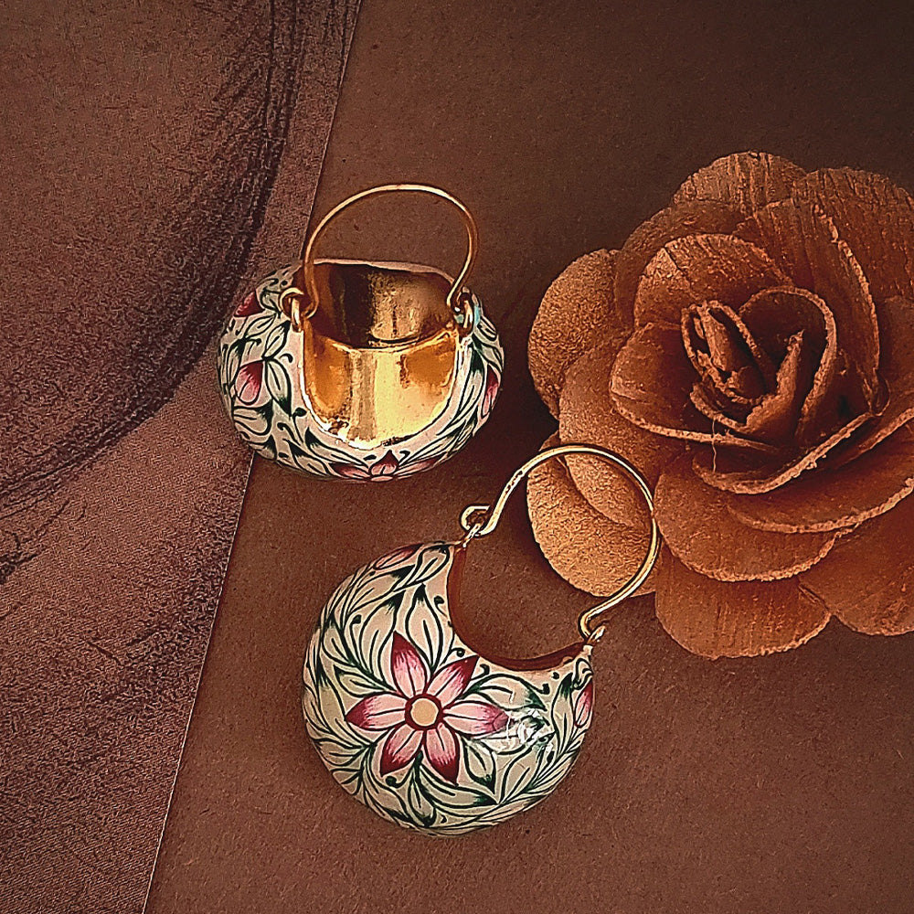 PAINTED LOOP EARINGS WITH FLORAL MOTIF-ER1363