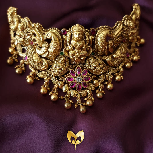 ANTIQUE BRIDAL LOOK CHOKER WITH LAKSHMI MOTIF-CH1016