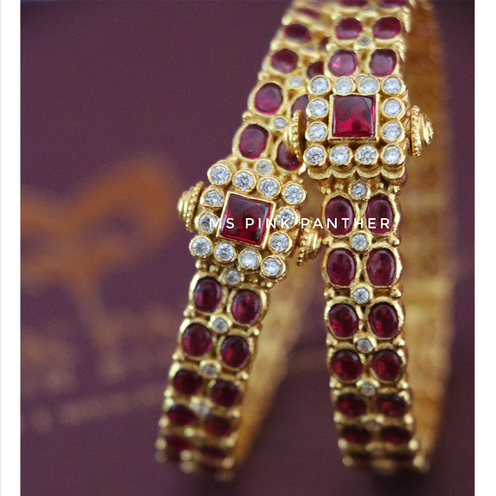 RUBY AND ZIRCONE STONE SCREW BANGLE-BN1410
