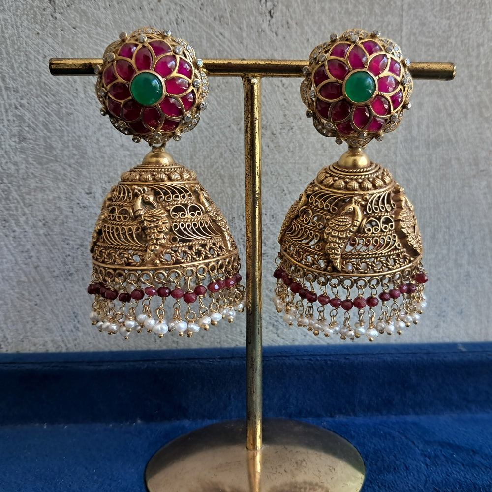 TRADITIONAL WEAR JHUMKI.