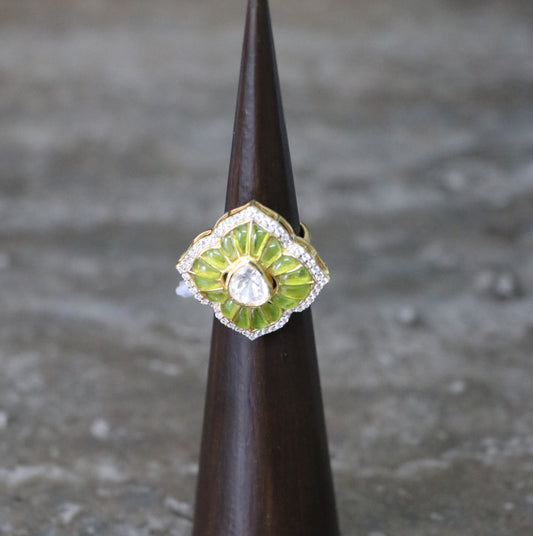 GREEN COCKTAIL RING