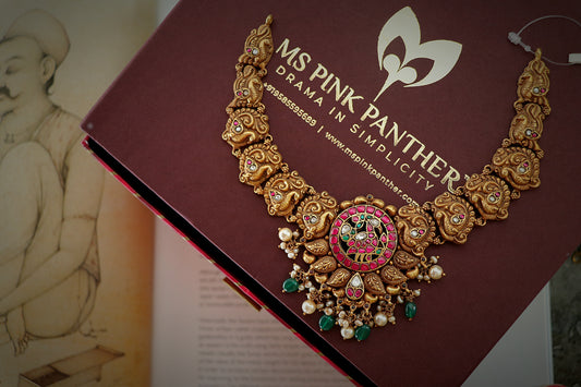 BHAKTHI SHORT NECKLACE