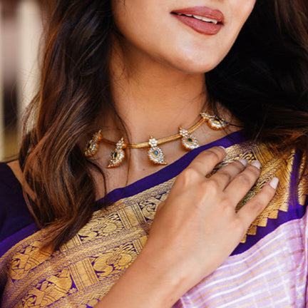 ARUNIKA MANGO WHITE NECKLACE