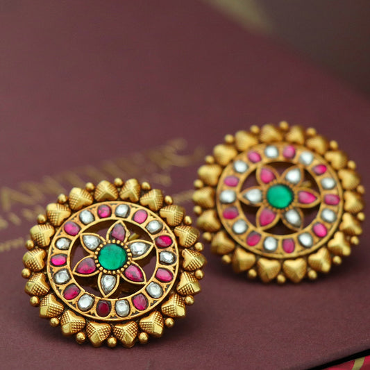 DEEP NAGAS KUNDAN LOOK STUDS.